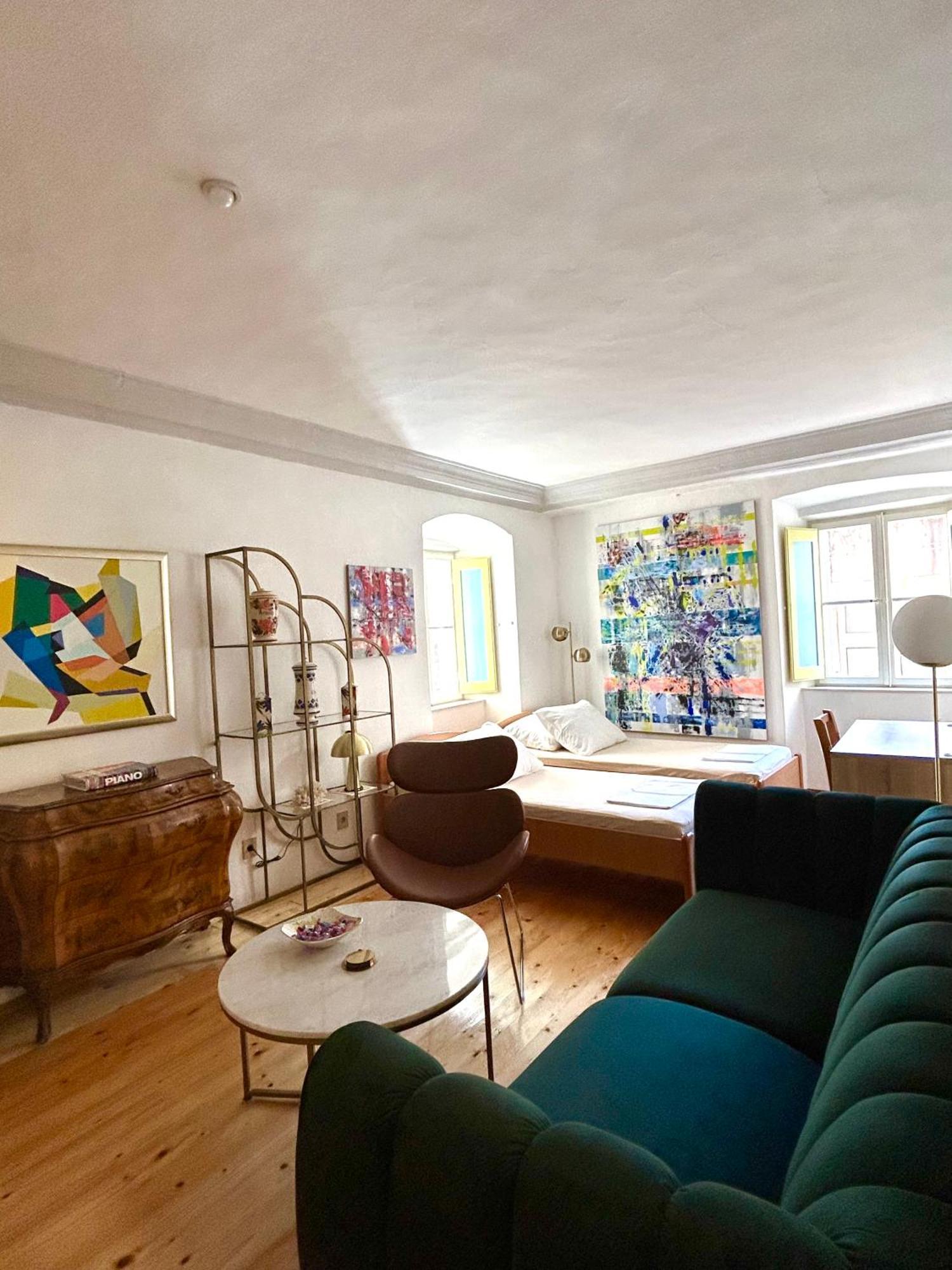 Divina Apartment *